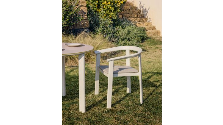 Kave Home Erice Tuinstoel