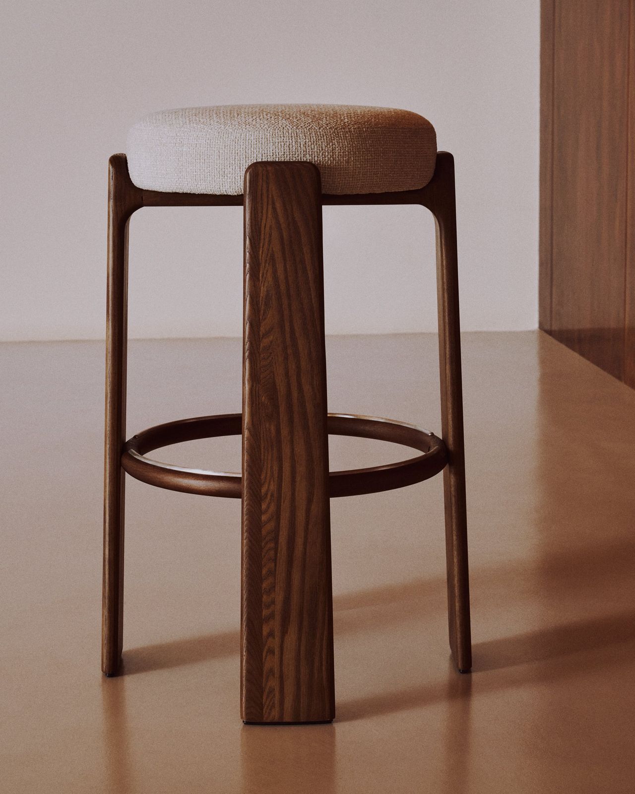 Kave Home Granite Kruk