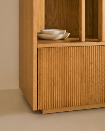 Kave Home Helvine Vitrinekast