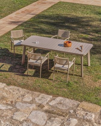 Kave Home Izola Uitschuifbare Tuintafel
