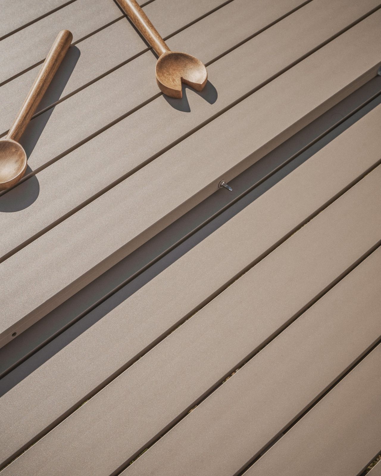 Kave Home Izola Uitschuifbare Tuintafel