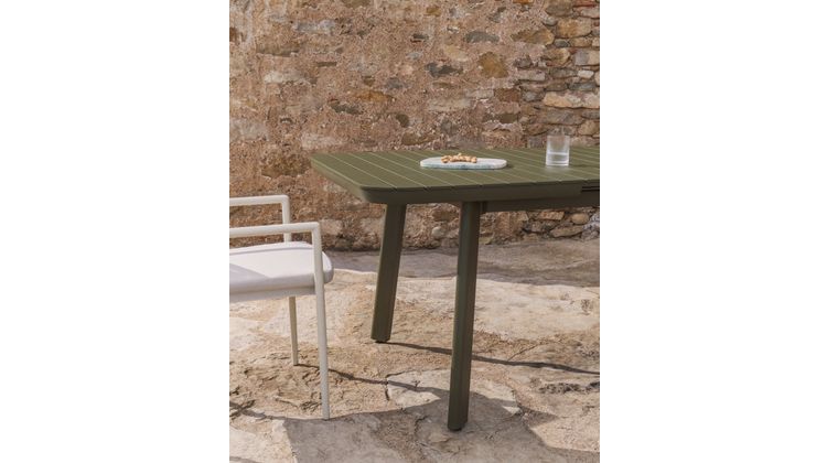 Kave Home Izola Uitschuifbare Tuintafel