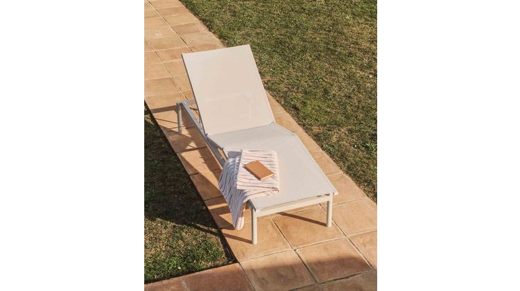 Kave Home Lesina Outdoor Ligstoel