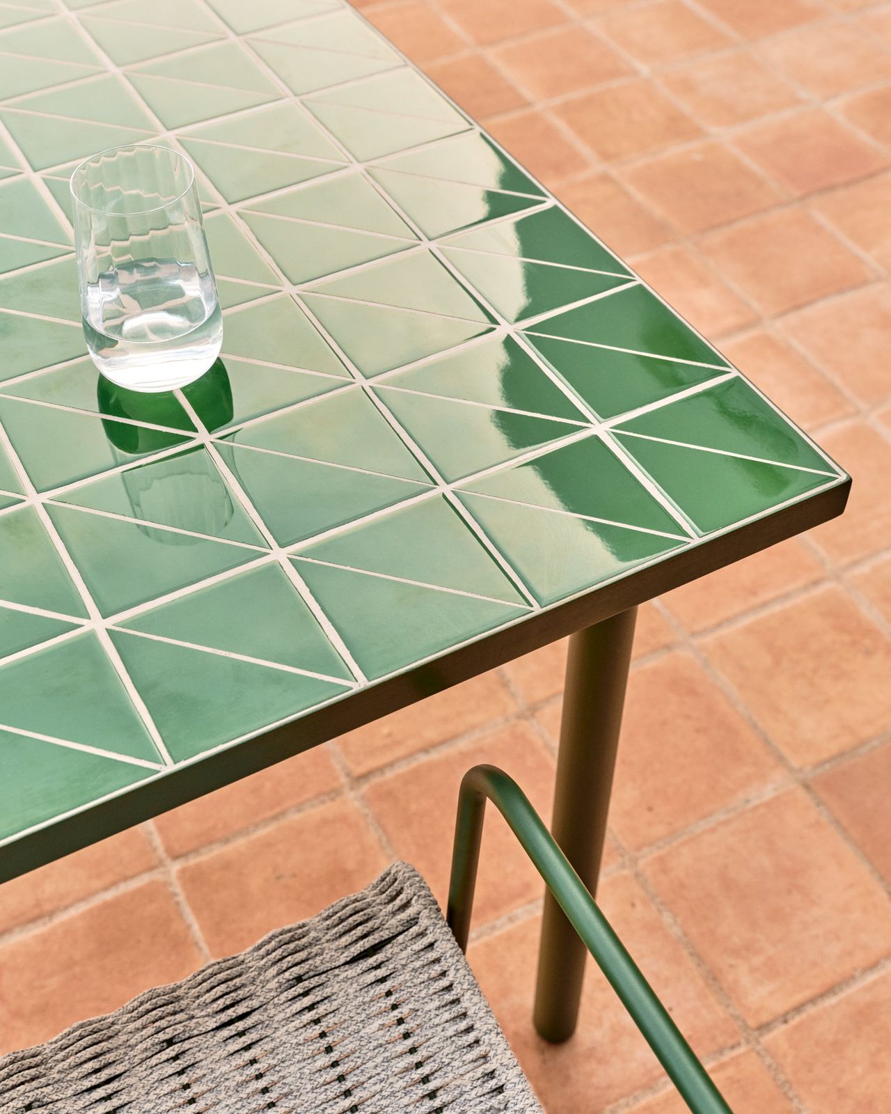 Kave Home Maurina Groen Tuintafel
