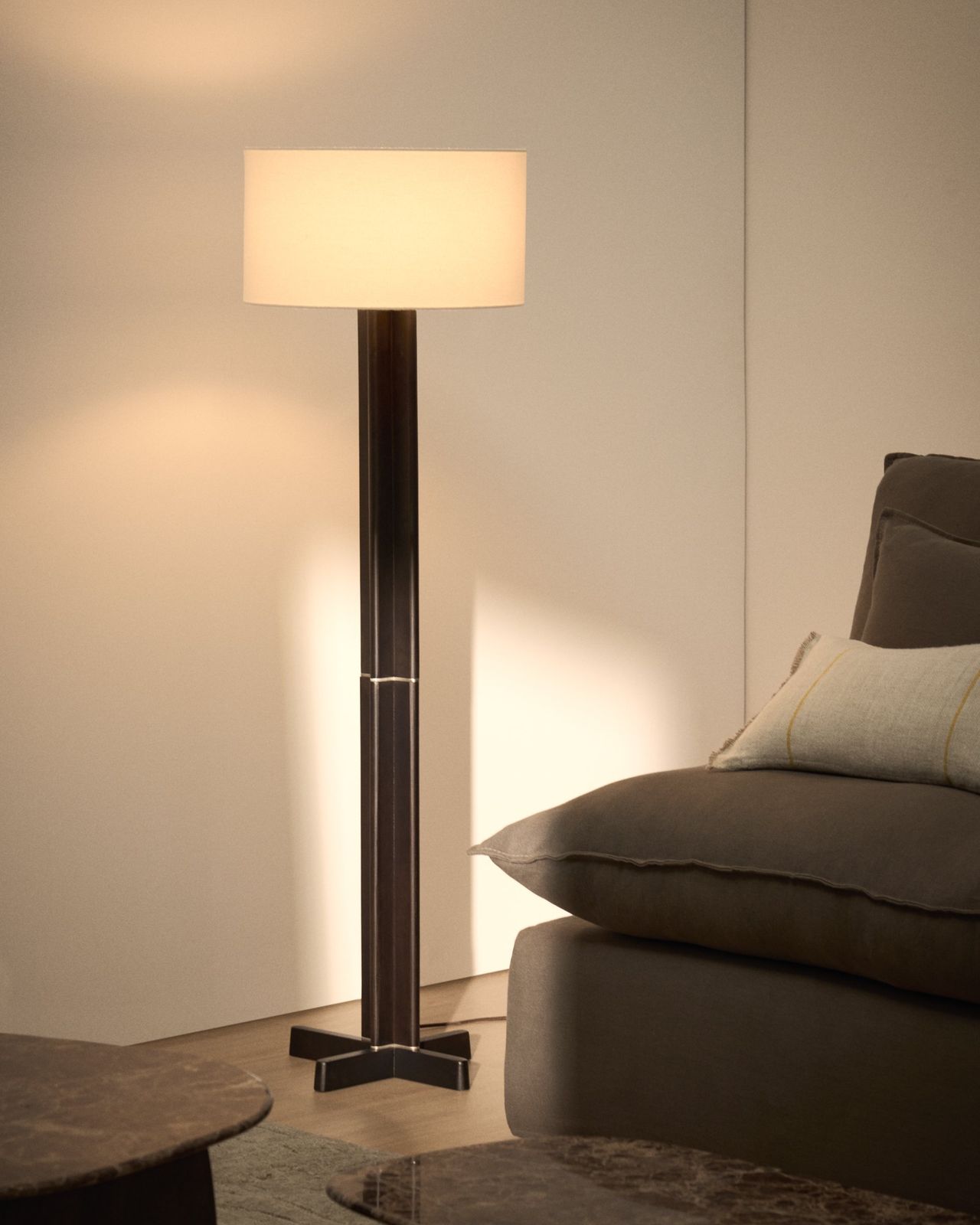 Kave Home Niani Vloerlamp