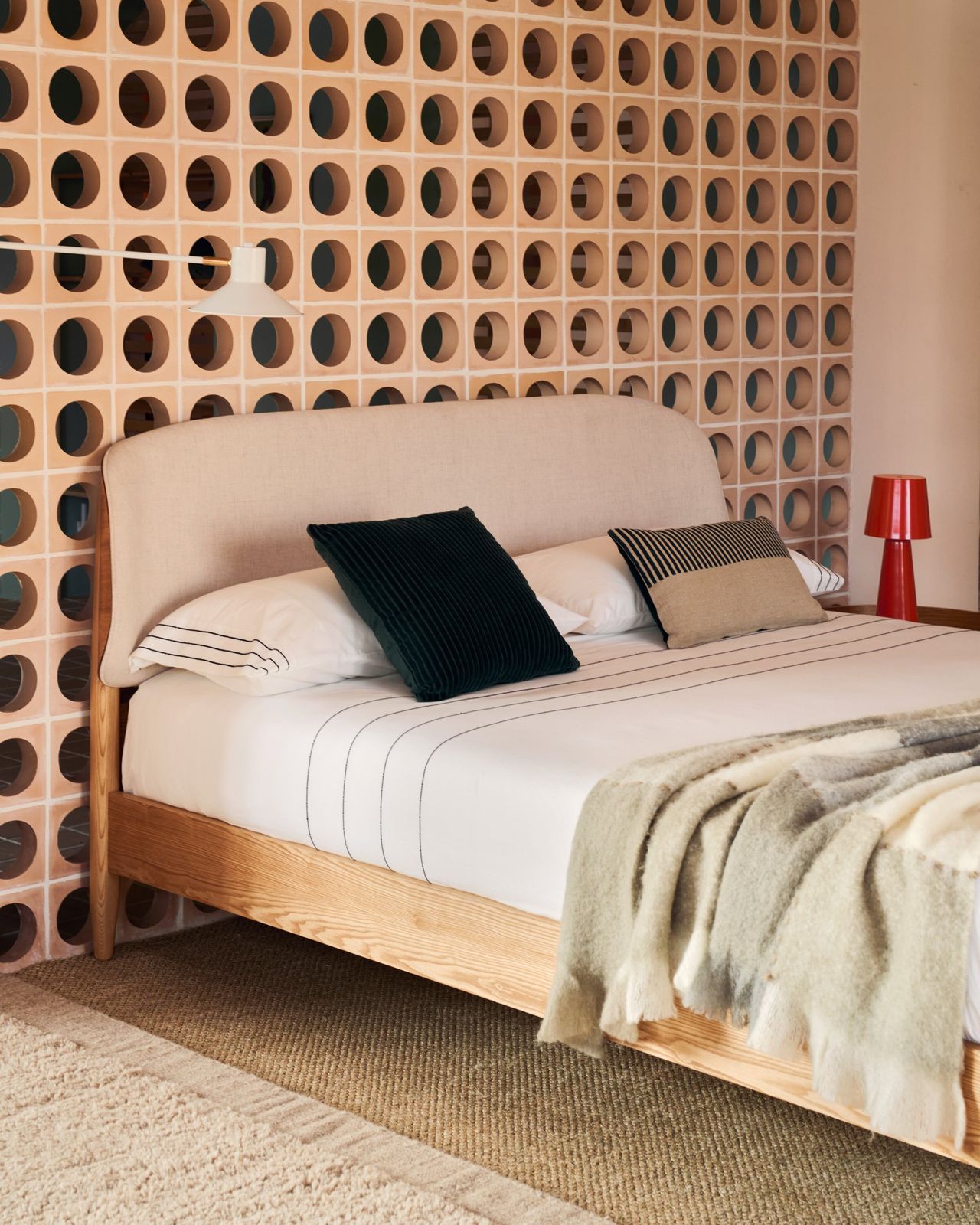 Kave Home Octavia Bed