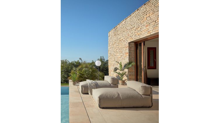 Kave Home Square Outdoor Chaise Longue