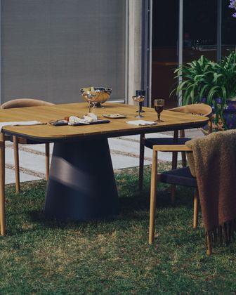 Kave Home Tudons Tuintafel