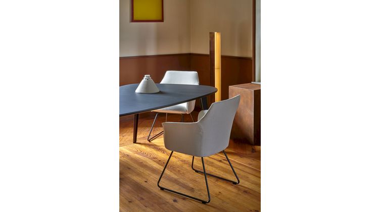 Leolux Bondi Eettafel