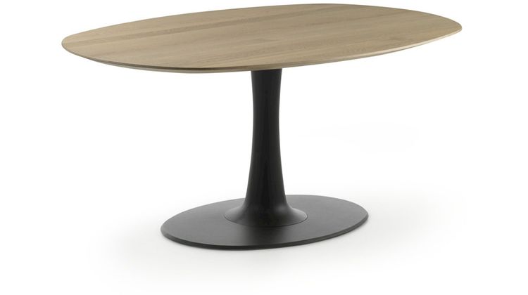 Leolux Columna Eettafel