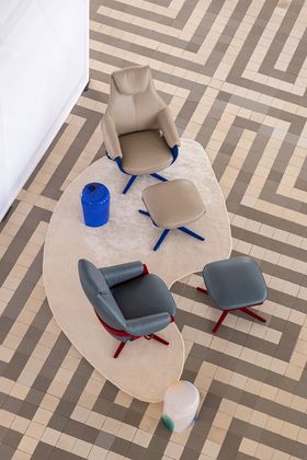 Leolux Cream Fauteuil