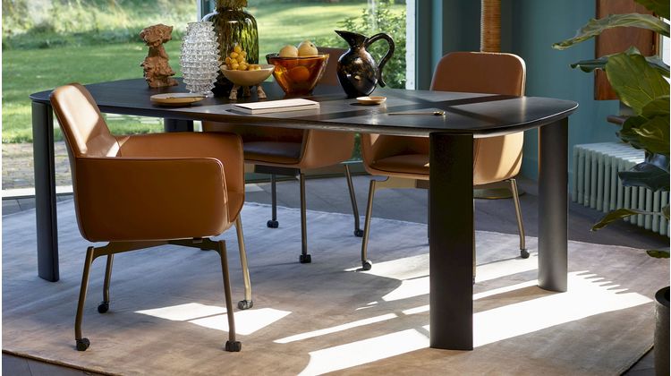 Leolux Tico Eettafel