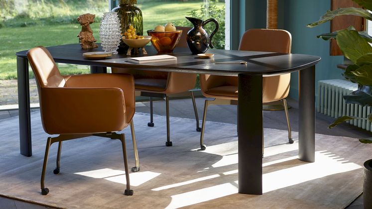 Leolux Tico Eettafel
