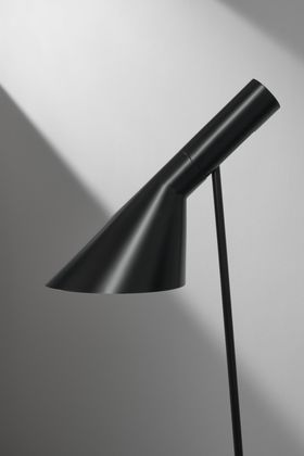Louis Poulsen AJ Vloerlamp