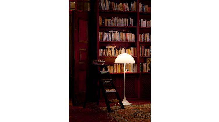 Louis Poulsen Panthella  Vloerlamp