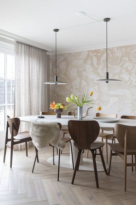 Metaform Orfis Eettafel