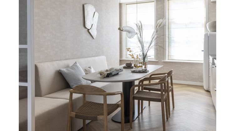 Metaform Orfis Eettafel