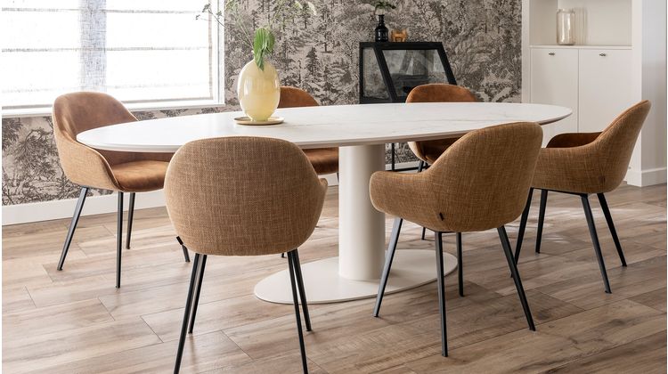 Metaform Orfis Eettafel