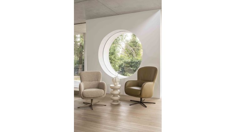Montèl Levi Hoog Fauteuil