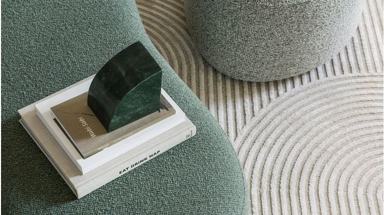 Montèl Pebble Hocker