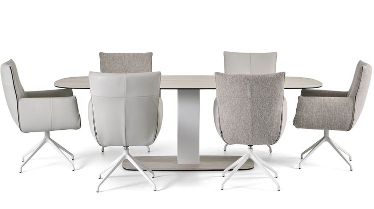 Montèl Yuno Eettafel