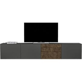 Movani Jason Dressoir