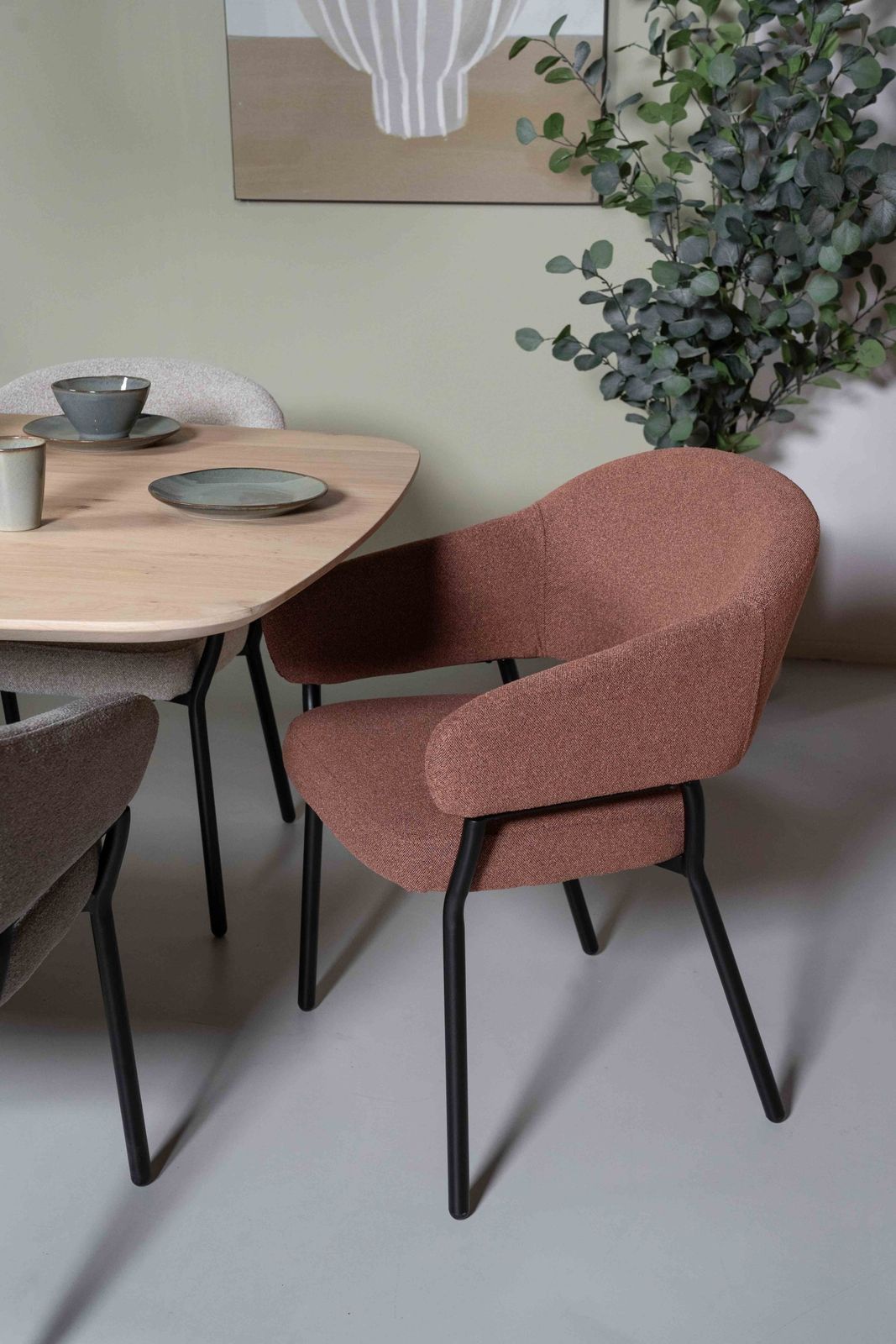 Movani Nour Armstoel