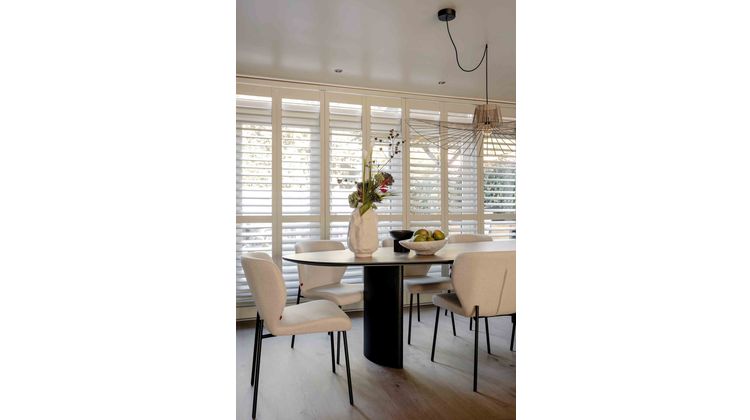 Movani Sharon Eettafel