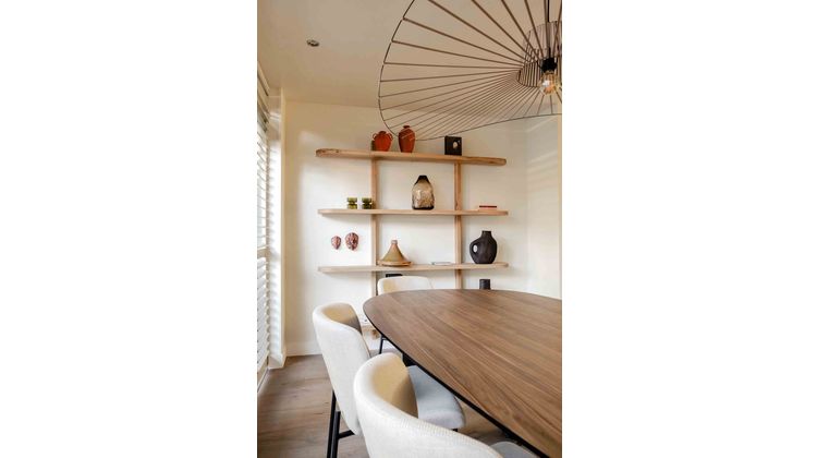 Movani Sharon Eettafel