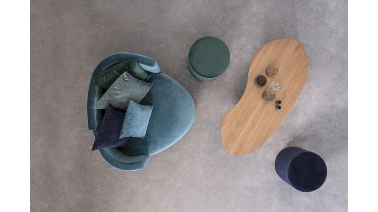 Passe Partout Plectrum Loveseat