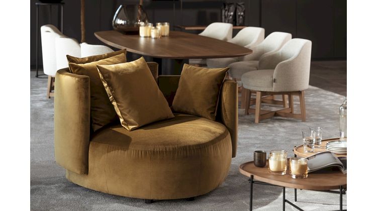 Passe Partout Plectrum Loveseat
