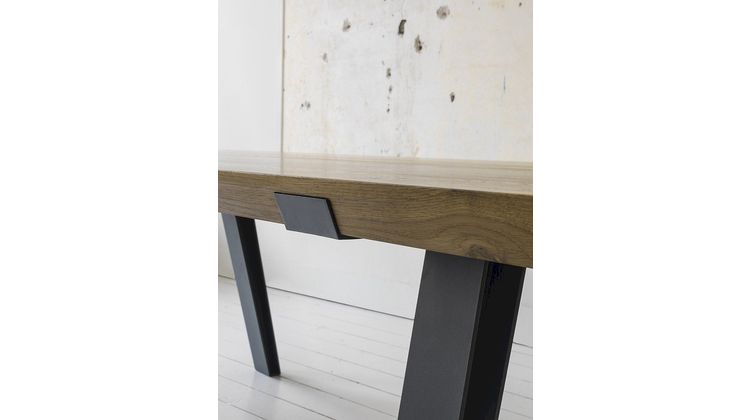 QLIV Side-to-Side Eettafel