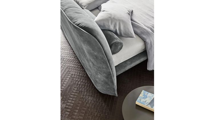 Sangiacomo Peplo Bed