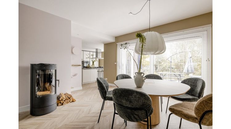 Skovby SM33 Uitschuiftafel