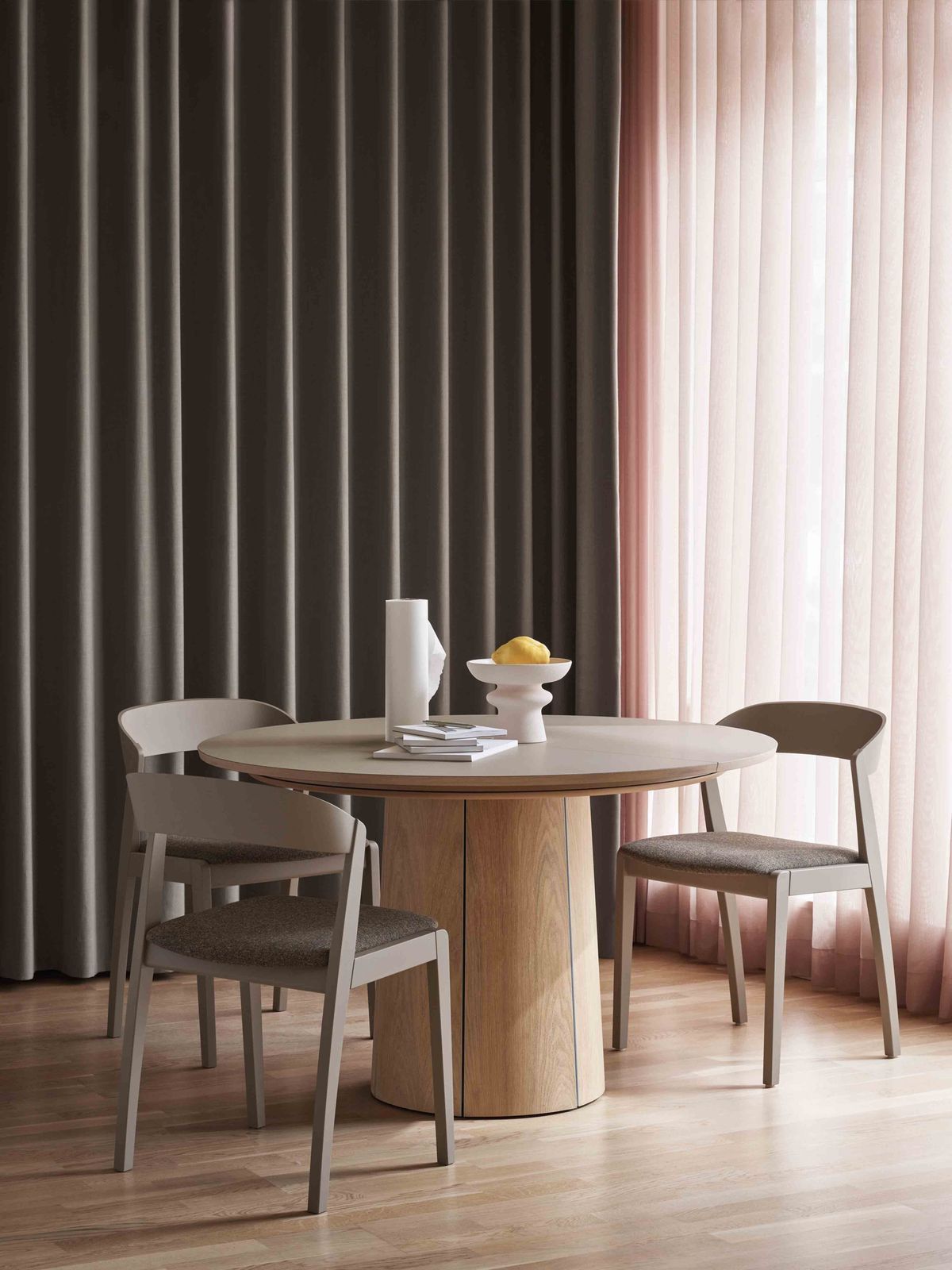 Skovby SM33 Uitschuiftafel