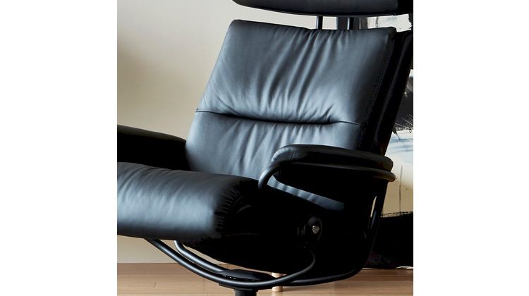 Stressless Tokyo Low Relaxfauteuil + Hocker