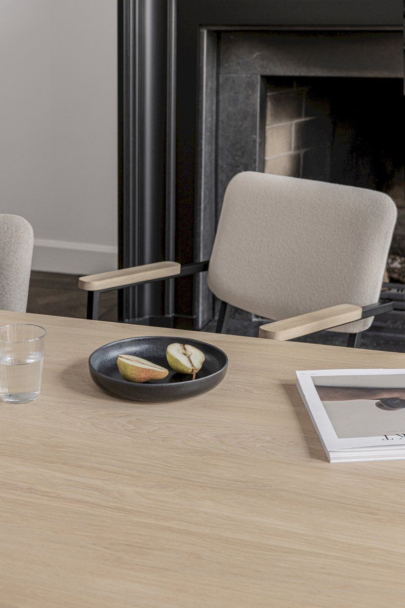 Studio HENK Butterfly Black Eettafel