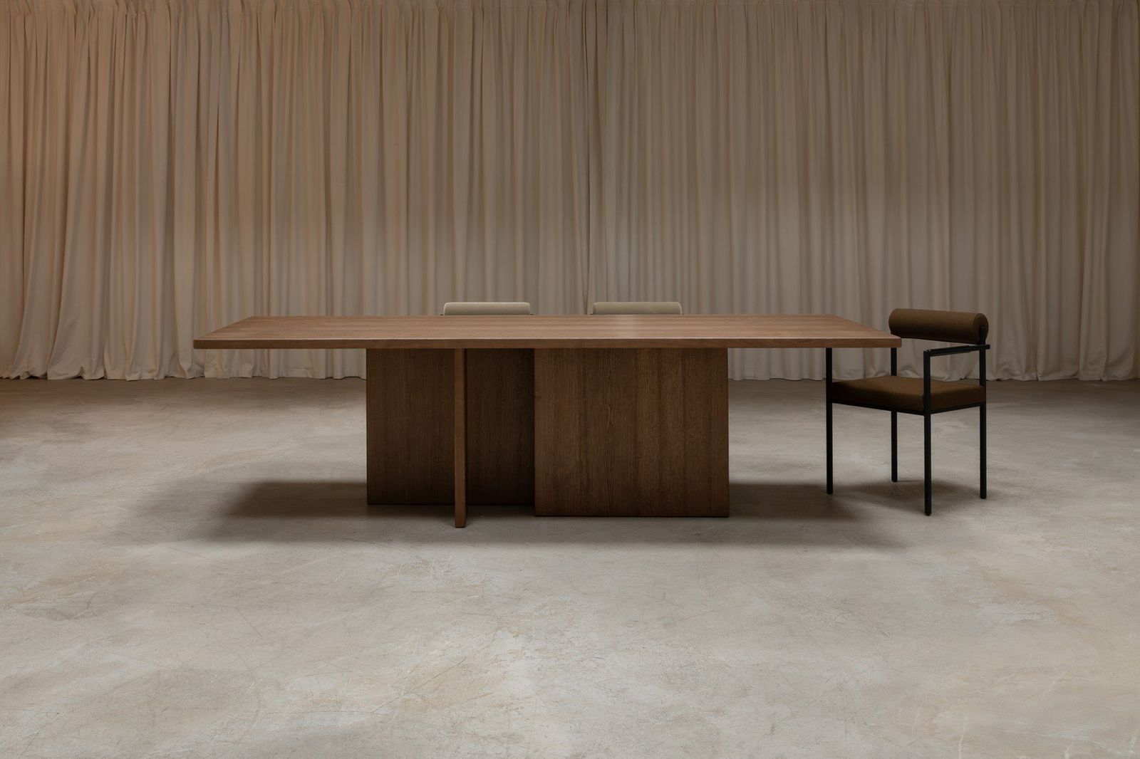 Studio HENK Federico Eettafel