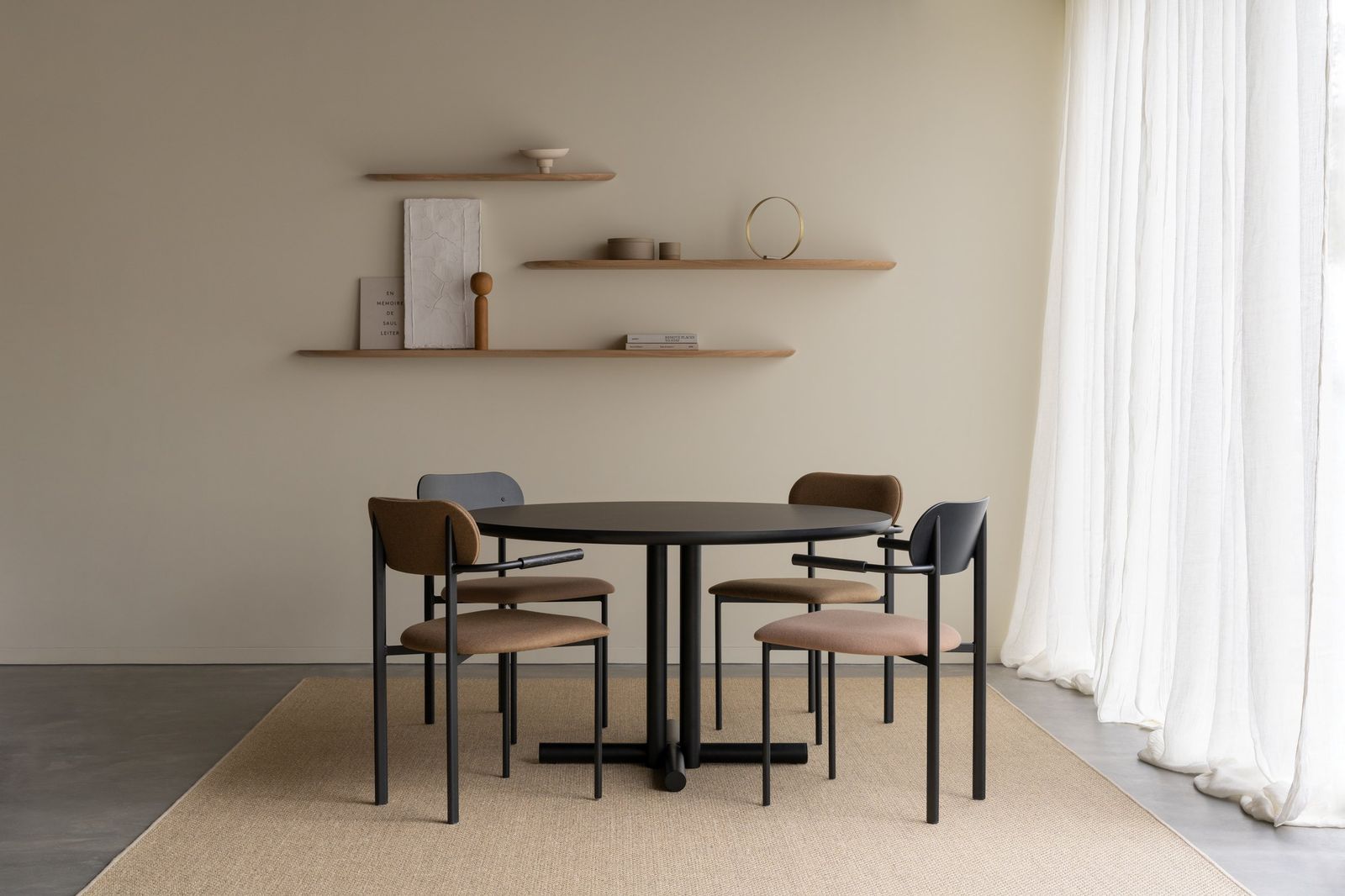 Studio HENK Oblique Armstoel