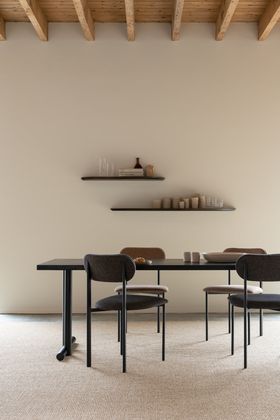 Studio HENK Oblique Armstoel