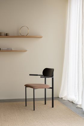 Studio HENK Oblique Armstoel