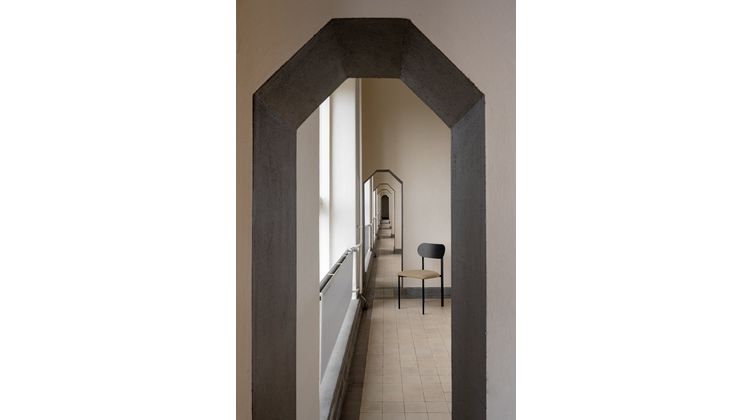 Studio HENK Oblique Eetkamerstoel