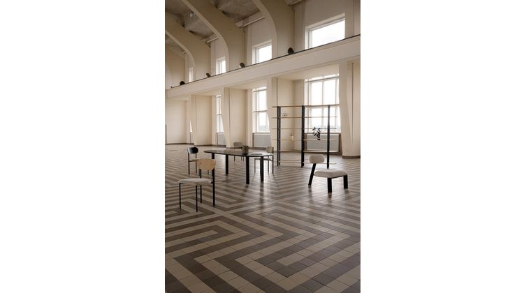 Studio HENK Oblique Eetkamerstoel