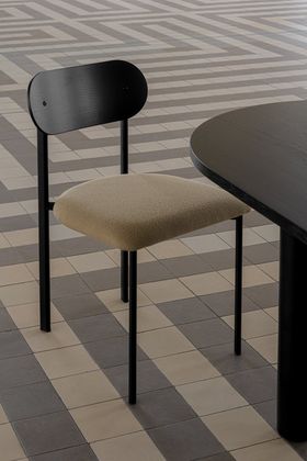 Studio HENK Oblique Eetkamerstoel