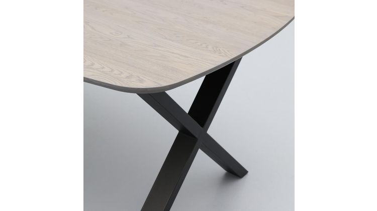 Trendhopper Haiko Eettafel