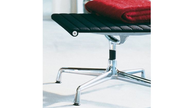 Vitra EA 125 Hocker