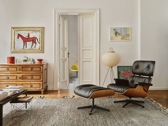 Vitra Eames Lounge Chair & Hocker
