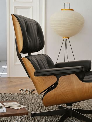 Vitra Eames Lounge Chair & Hocker