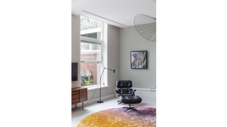 Vitra Eames Lounge Chair & Hocker
