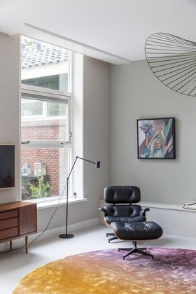 Vitra Eames Lounge Chair & Hocker